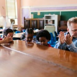 How Students Can Use Music to Improve Learning: 7 Powerful Benefits